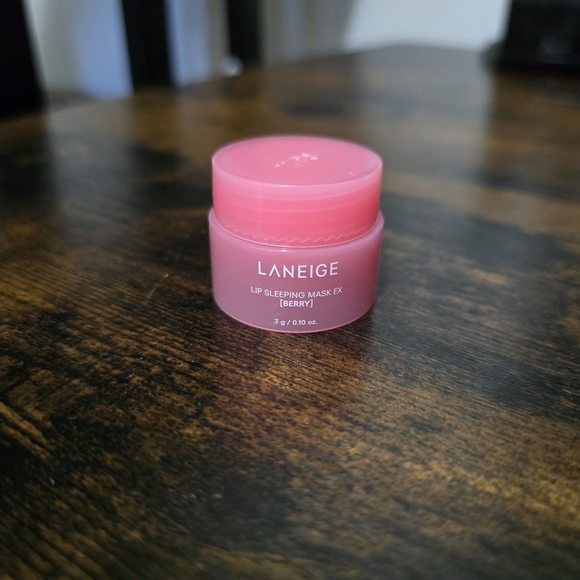 LANEIGE Lip Sleeping Mask and Glowy Balm Set - Picture 2 of 4